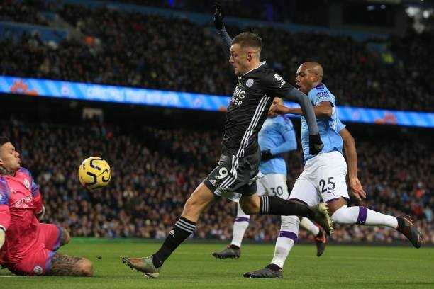 Man City surpassed Leicester in a dramatic match 4