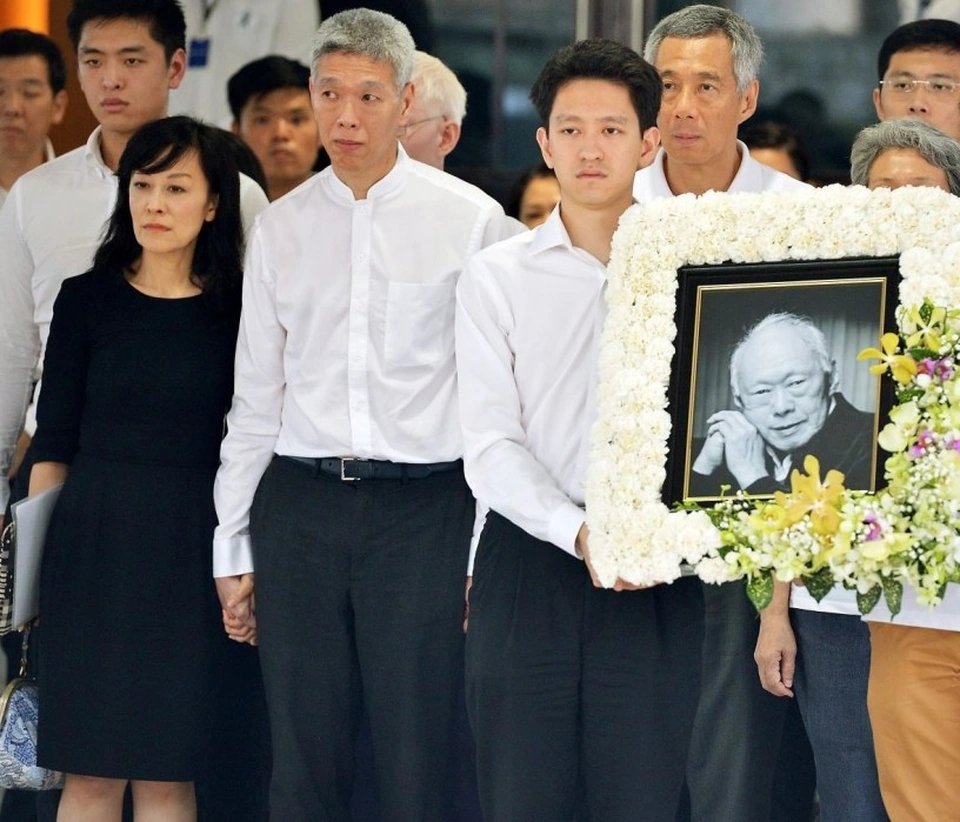 Afraid of being arrested, the grandson of late Prime Minister Lee Kuan Yew left Singapore 0