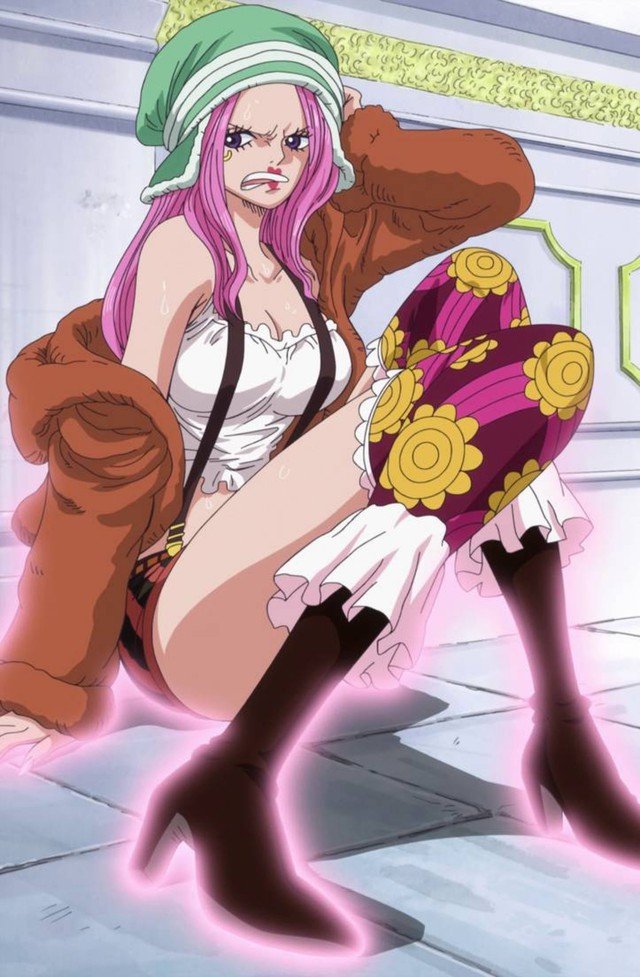 6 famous `pink-haired` beauties of One Piece, what rank do Big Mom deserve? 4